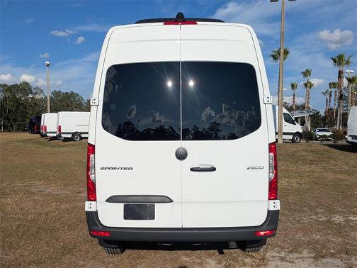 2025 Mercedes-Benz Sprinter 2500 Standard Roof
