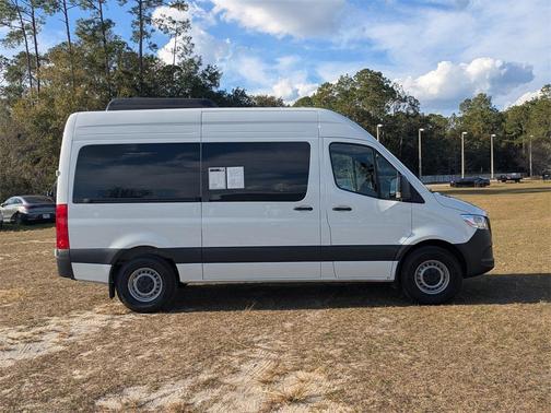 2025 Mercedes-Benz Sprinter 2500 Standard Roof
