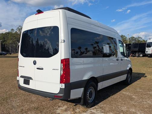 2025 Mercedes-Benz Sprinter 2500 Standard Roof