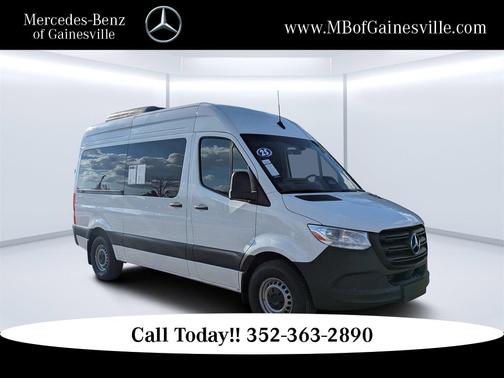 2025 Mercedes-Benz Sprinter 2500 Standard Roof