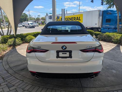 Alpine White 2025 BMW 430 i xDrive