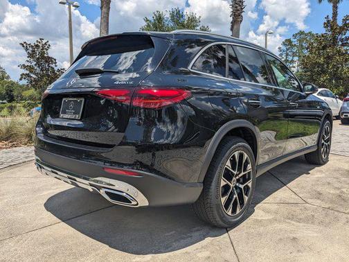 2025 Mercedes-Benz GLC 350e Base