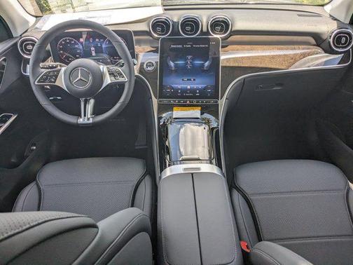 2025 Mercedes-Benz GLC 350e Base