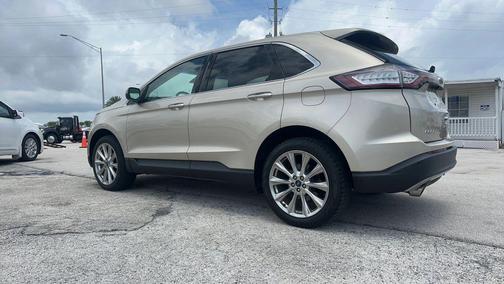 White Gold Metallic 2018 Ford Edge Titanium