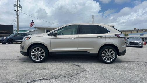 White Gold Metallic 2018 Ford Edge Titanium