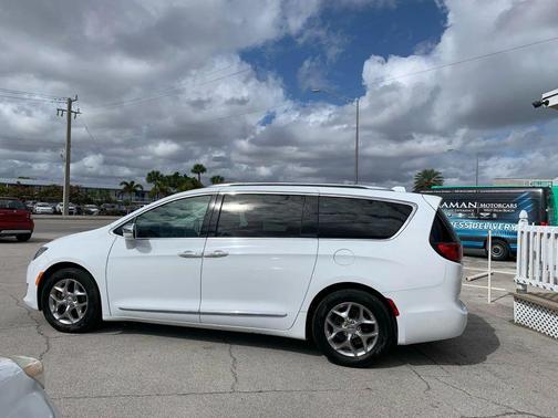 2019 Chrysler Pacifica Limited