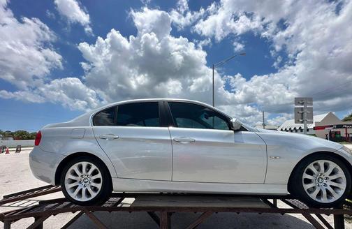 Titanium Silver Metallic 2006 BMW 330 330i Sedan 4D
