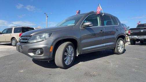 2014 Volkswagen Tiguan 2.0T SE 4MOTION