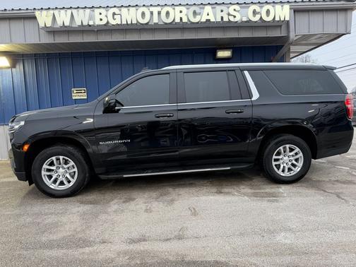 2024 Chevrolet Suburban LT