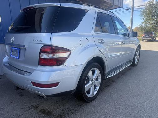 2011 Mercedes-Benz M-Class 4MATIC