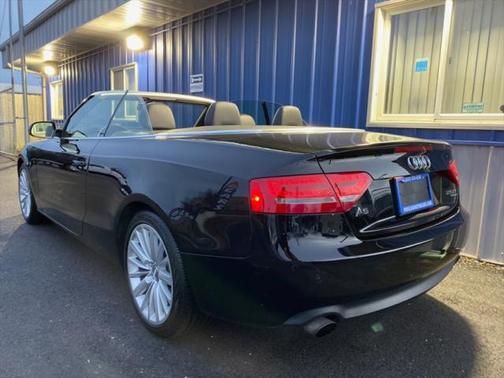 2010 Audi A5 2dr Cabriolet Auto quattro Premium Plus