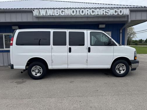 White 2019 Chevrolet Express 2500 LT