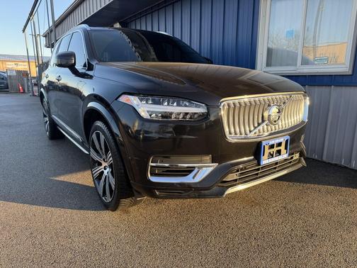2020 Volvo XC90 Hybrid T8 eAWD Plug-In Hybrid Inscription 6 Passenger