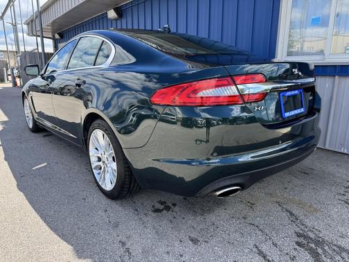 2013 Jaguar XF R