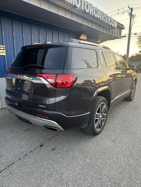 2017 GMC Acadia Denali