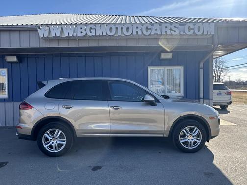 2016 Porsche Cayenne Cayenne