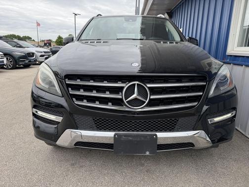 Black 2013 Mercedes-Benz M-Class 4MATIC 4dr ML 350
