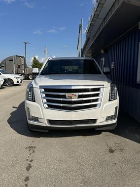 2016 Cadillac Escalade Luxury
