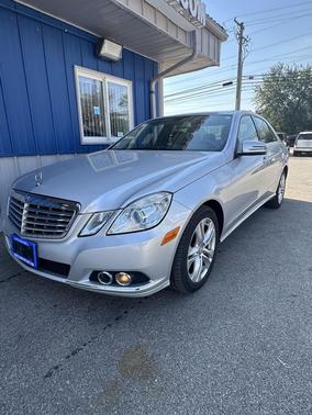 2011 Mercedes-Benz E-Class 4dr Sdn E 350 Luxury 4MATIC