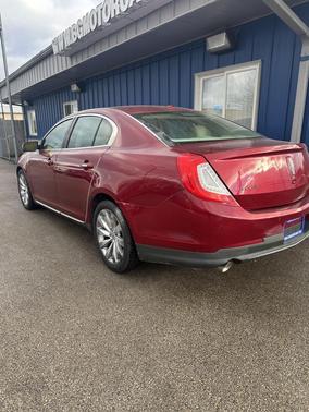 2013 Lincoln MKS Base
