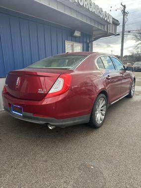 2013 Lincoln MKS Base