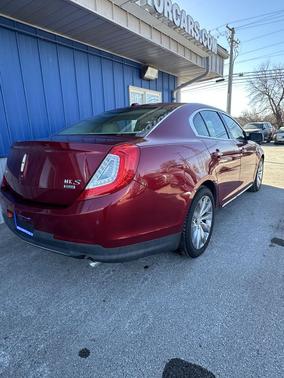 2013 Lincoln MKS Base
