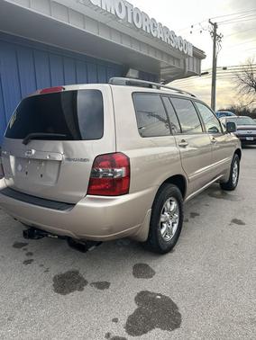 2004 Toyota Highlander Base