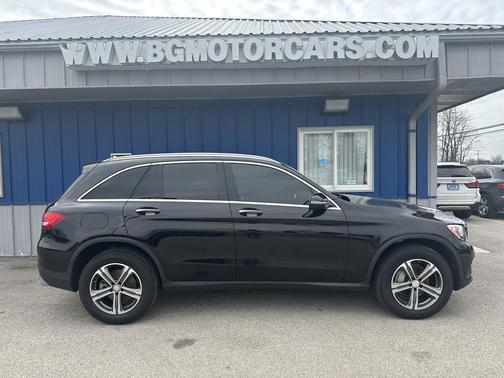2017 Mercedes-Benz GLC 300 4MATIC