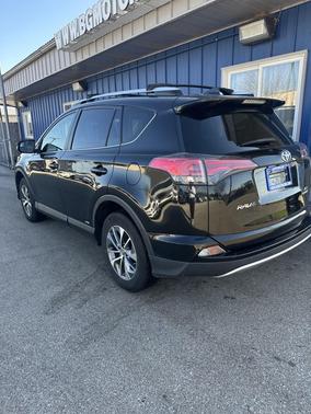 2016 Toyota RAV4 Hybrid XLE