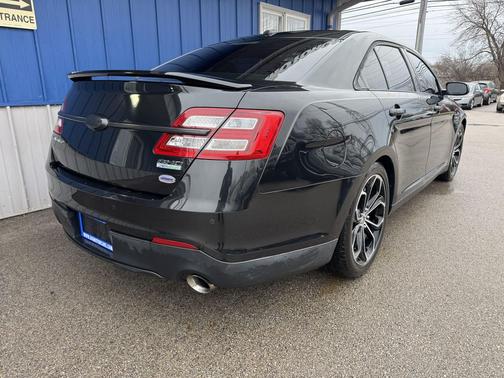 2013 Ford Taurus 4dr Sdn SHO AWD