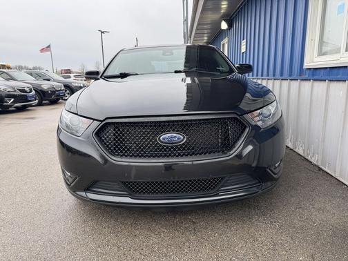 2013 Ford Taurus 4dr Sdn SHO AWD