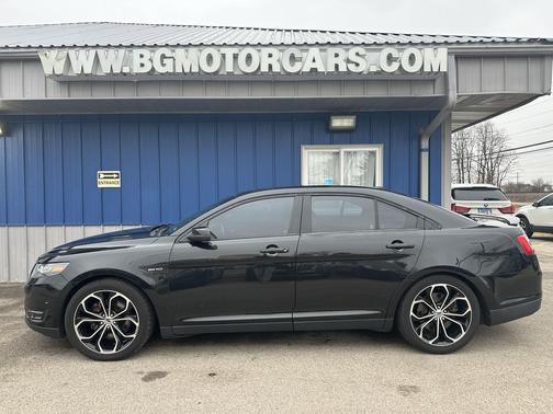2013 Ford Taurus 4dr Sdn SHO AWD