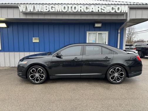 2013 Ford Taurus 4dr Sdn SHO AWD
