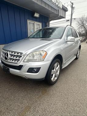 2011 Mercedes-Benz M-Class 4MATIC 4dr ML 350