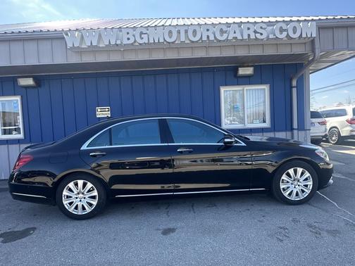 2015 Mercedes-Benz S-Class 4dr Sdn S 550 4MATIC