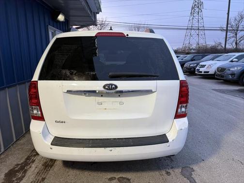 2012 Kia Sedona LX