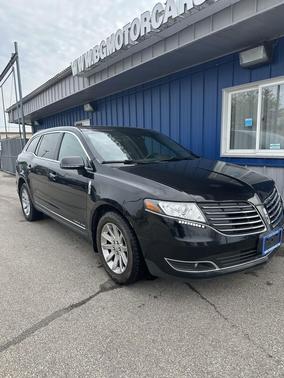 2018 Lincoln MKT 3.7L AWD w/Livery Pkg