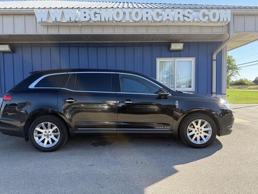 2018 Lincoln MKT 3.7L AWD w/Livery Pkg