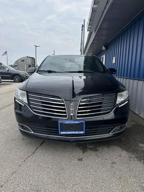 2018 Lincoln MKT 3.7L AWD w/Livery Pkg