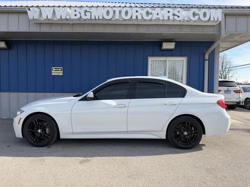 White 2015 BMW 328 4dr Sdn 328i xDrive AWD