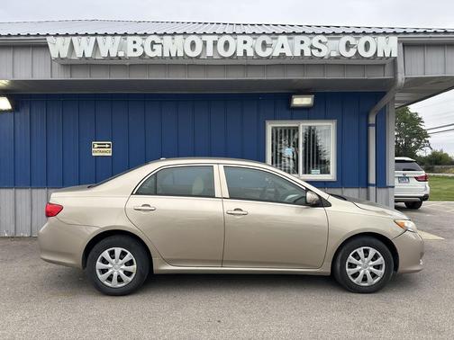 2010 Toyota Corolla LE