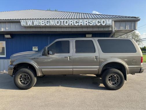 2005 Ford Excursion 137 WB 6.0L Limited 4WD