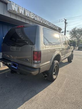 2005 Ford Excursion 137 WB 6.0L Limited 4WD