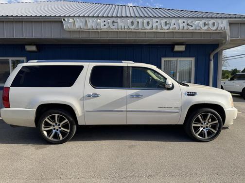 White 2010 Cadillac Escalade ESV Premium