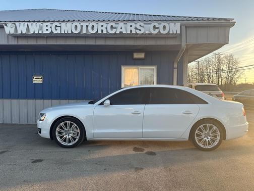 2012 Audi A8 4dr Sdn