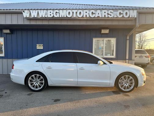 2012 Audi A8 4dr Sdn