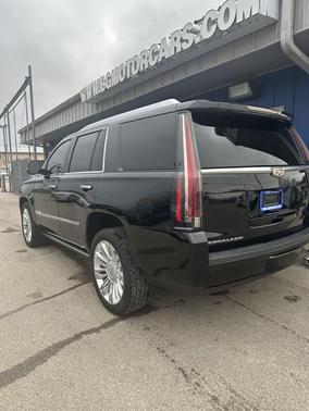 2019 Cadillac Escalade Platinum