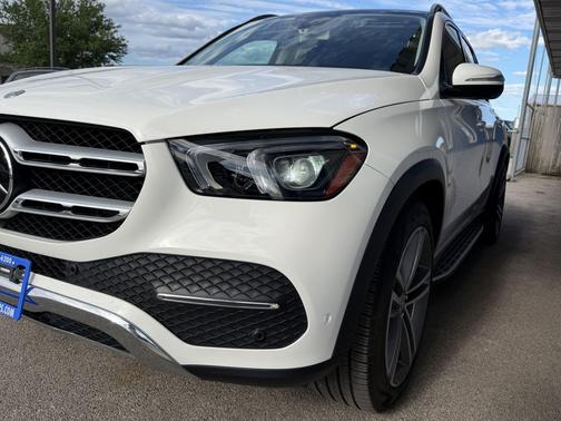 White 2020 Mercedes-Benz GLE 450 AWD 4MATIC