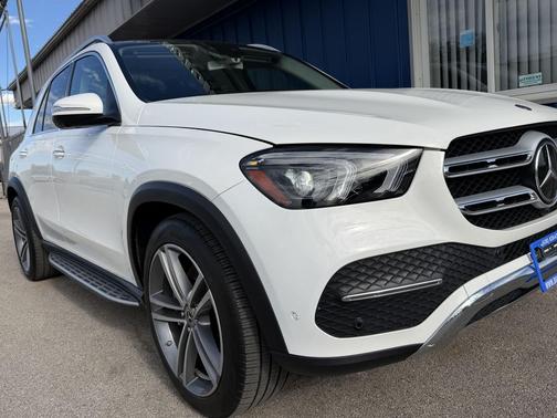 White 2020 Mercedes-Benz GLE 450 AWD 4MATIC