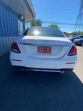 2018 Mercedes-Benz E-Class E 300 4MATIC Sedan
